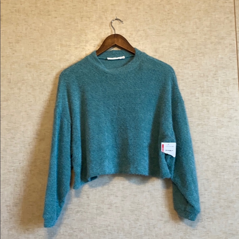 Sweater - Picture 4 of 4